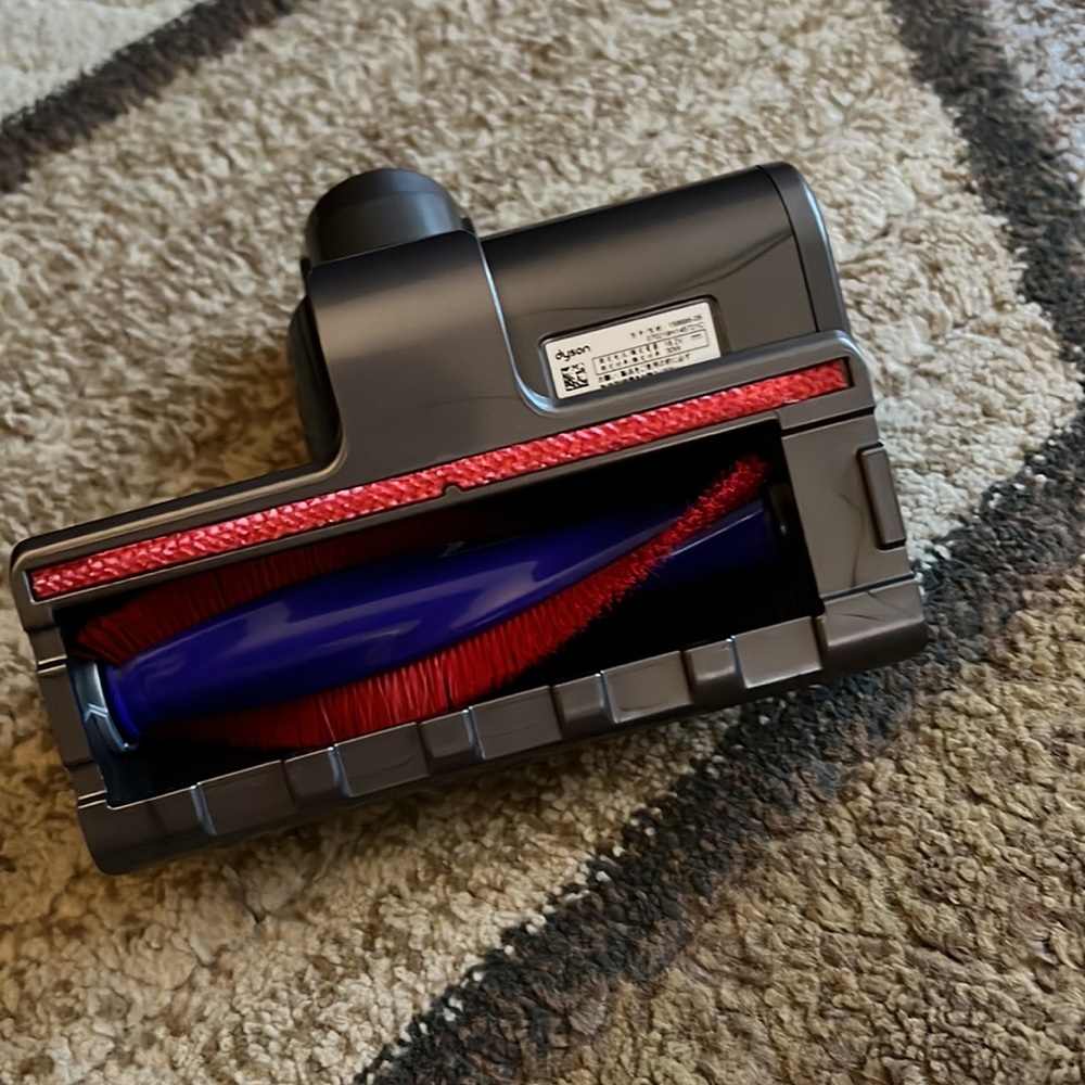 Dyson Wall Mounted Charger - Picture 8 of 8